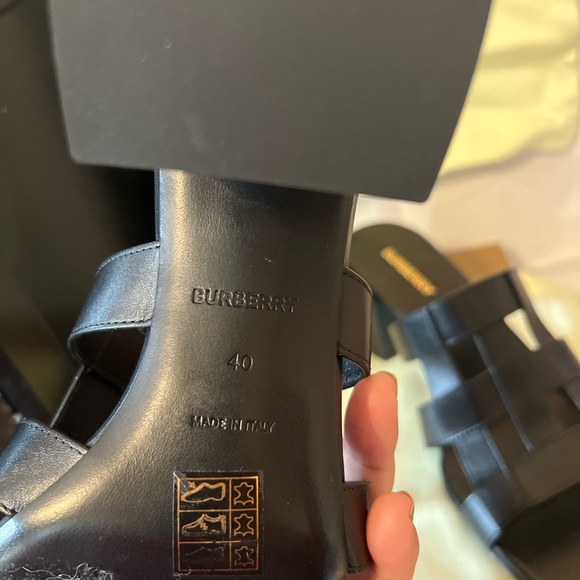 Authentic Burberry Sandals - Picture 3 of 3